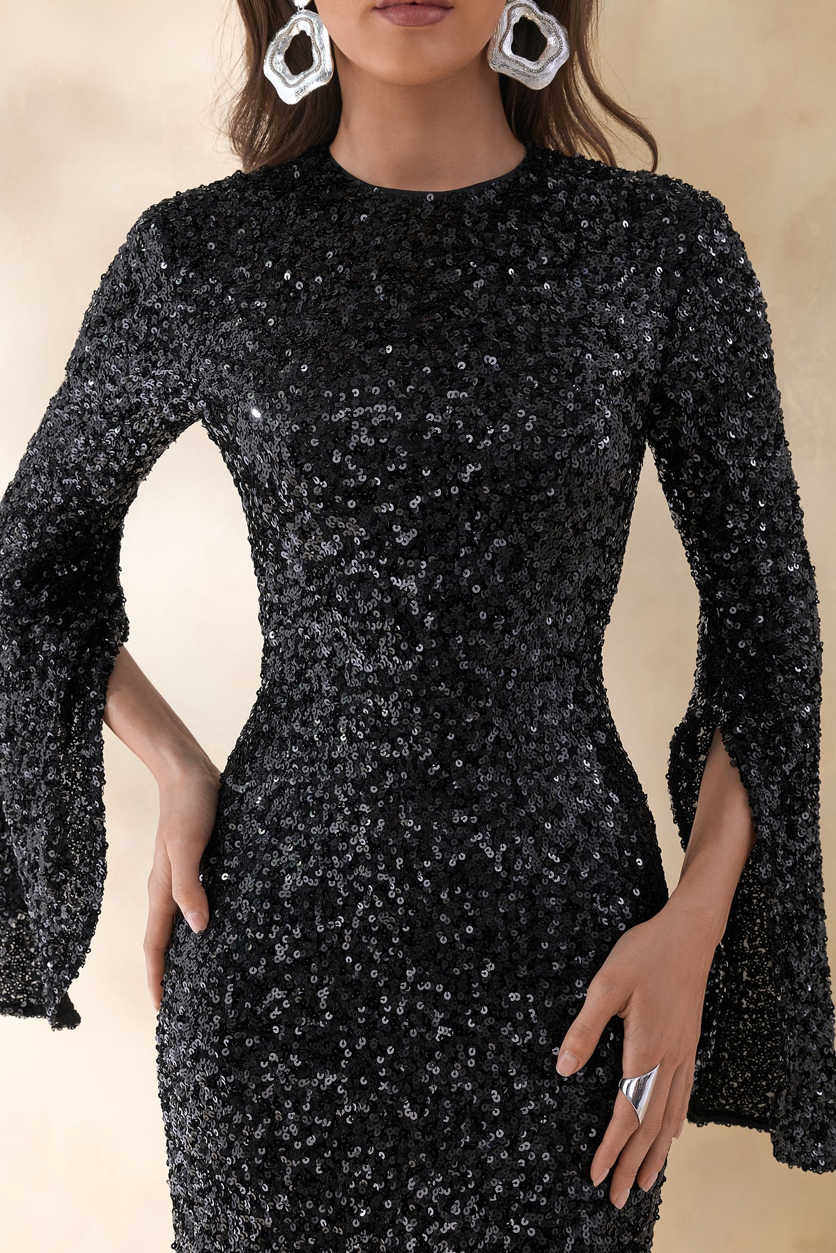 ECM_HR_CL136679002 Romea | Black Sequin Round-Neck Maxi Dress With Cape Sleeves 5.jpg