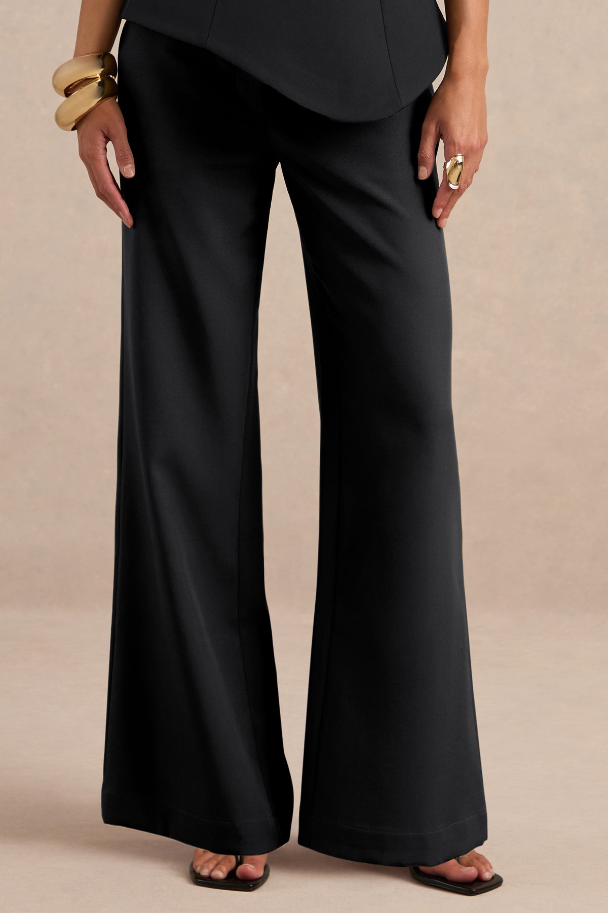 ECM_HR_CL138710001 - Yuliana Black Halter-Neck Tailored Top & CL136846002 - Silvia _ Black Straight-Leg Trousers0-.jpg