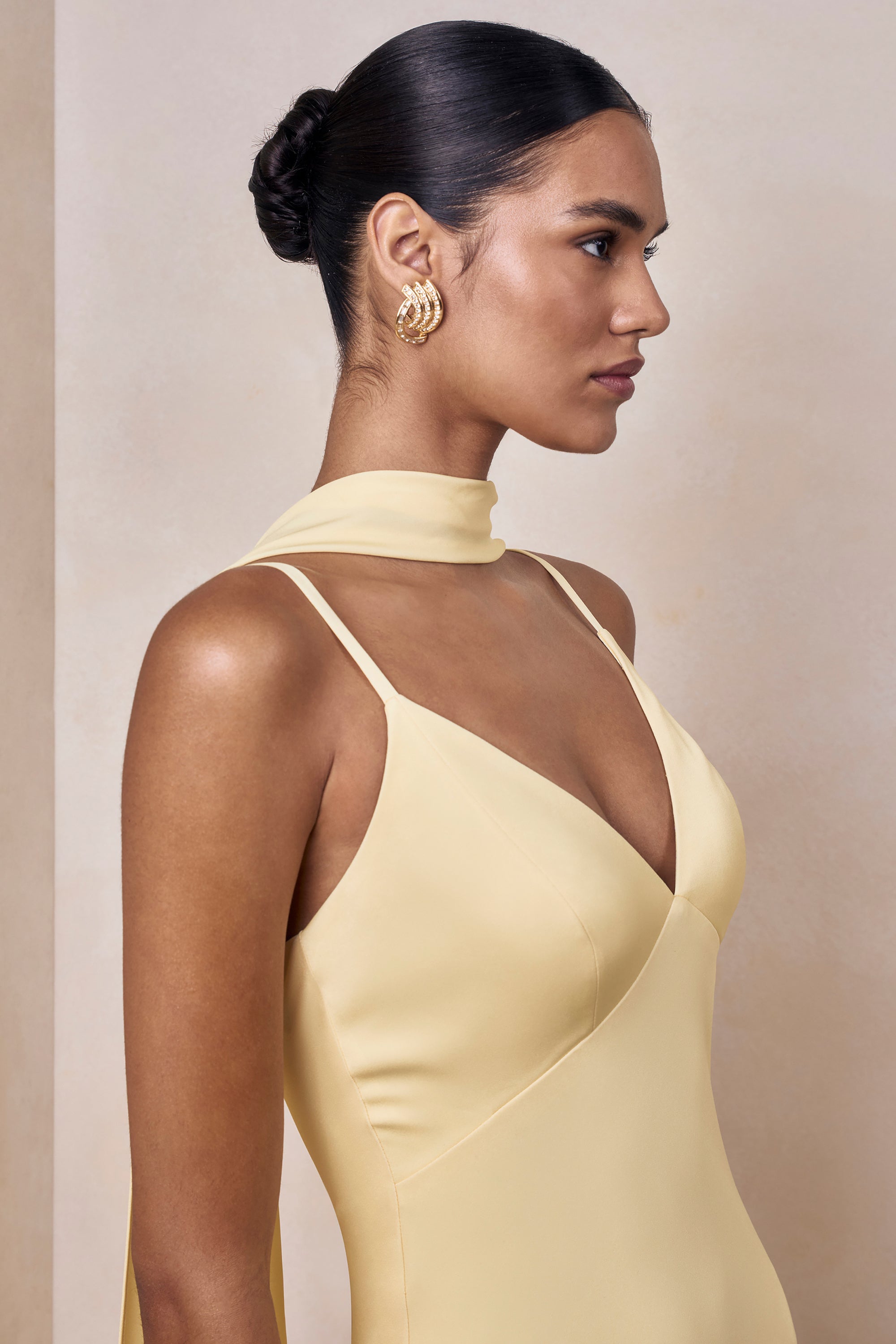 ECM_HR_CL137326121---Starling-_-Lemon-Satin-Plunge-Neck-Maxi-Dress-With-Scarf-Detail-3.jpg