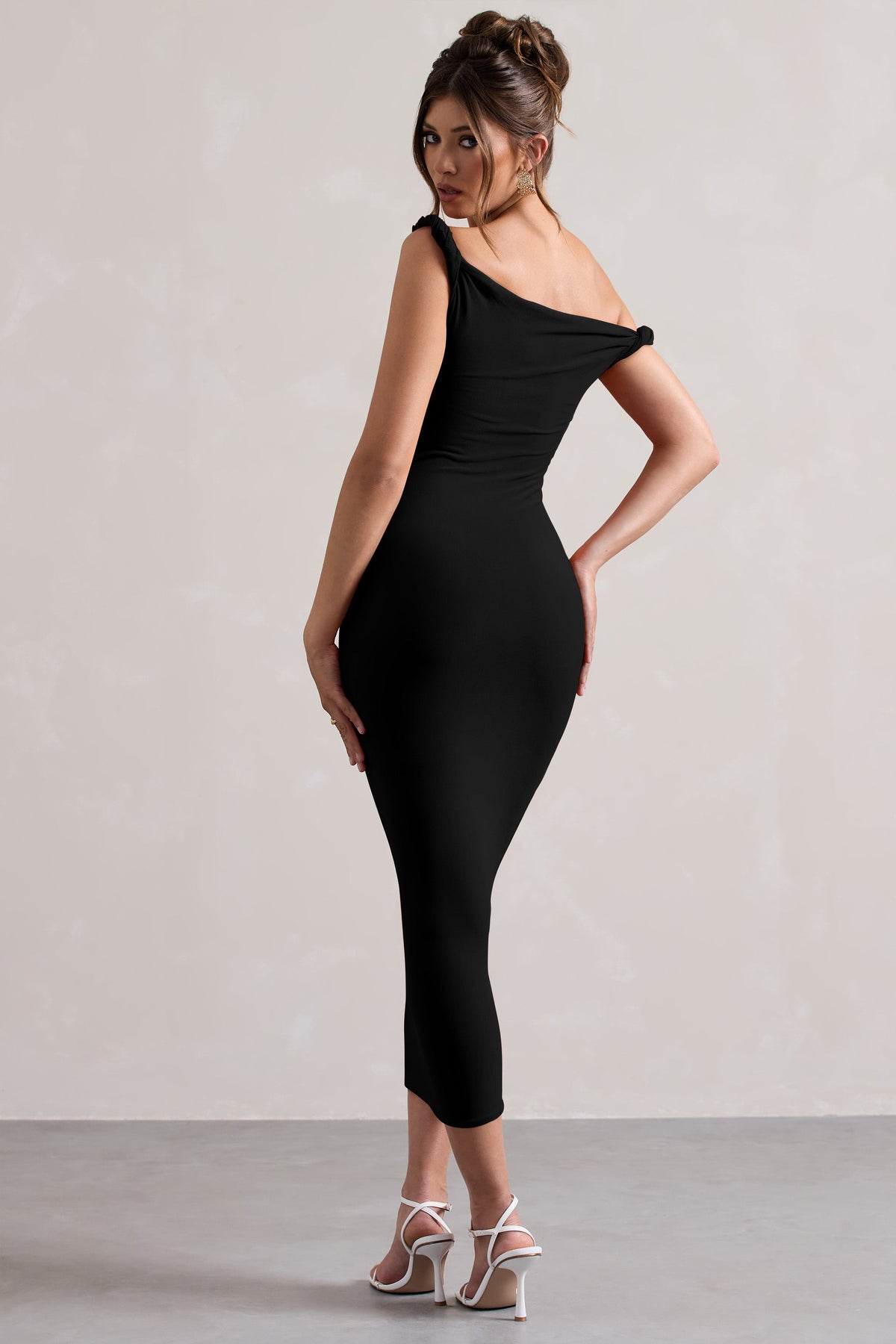 WB_CC_CL132261002-SalomeBlackTwistedAsymmetricMidiDress14