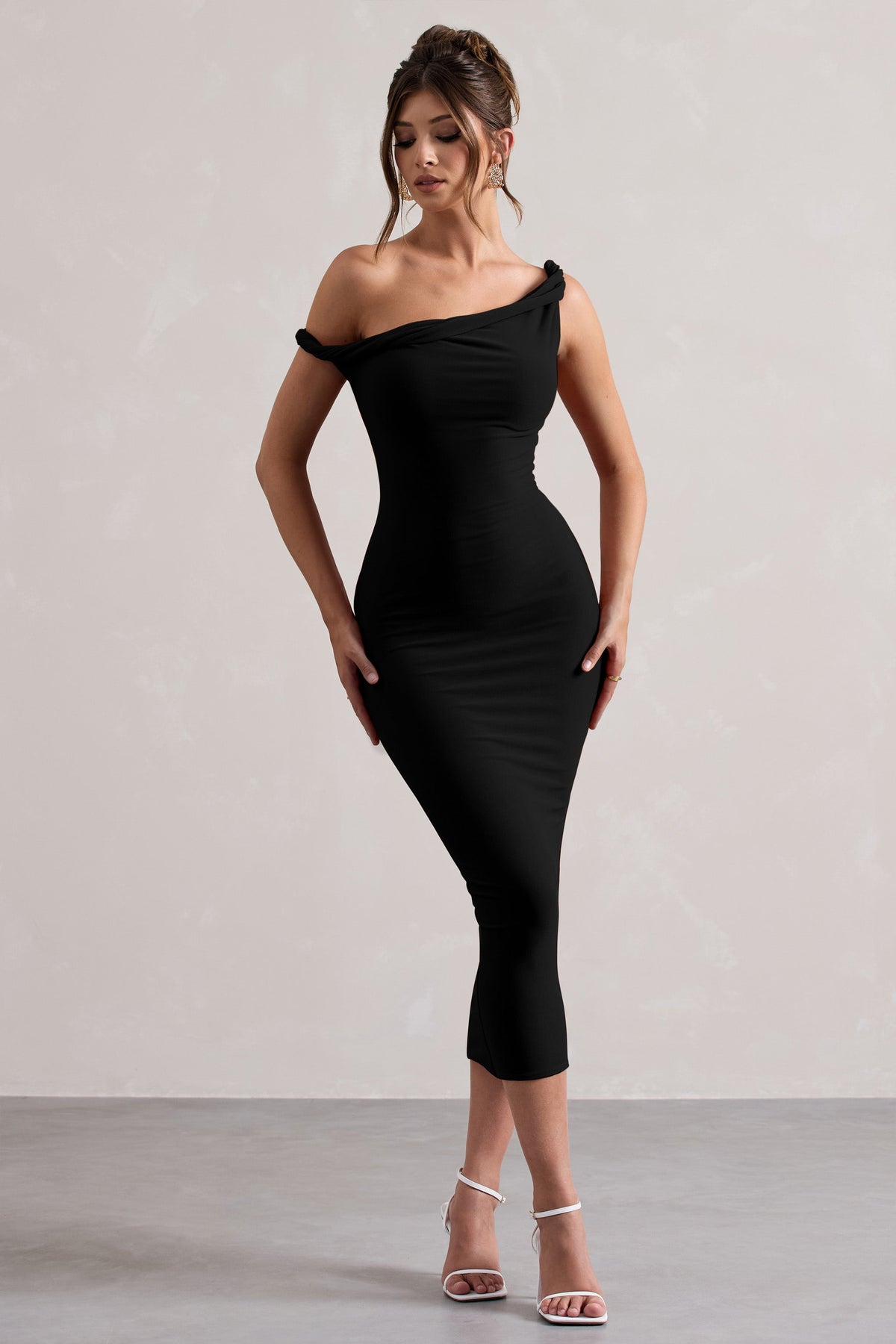 WB_CC_CL132261002-SalomeBlackTwistedAsymmetricMidiDress5