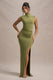 Lanetta | Olivfarbenes Maxikleid mit Raffung, hohem Kragen und Schlitz