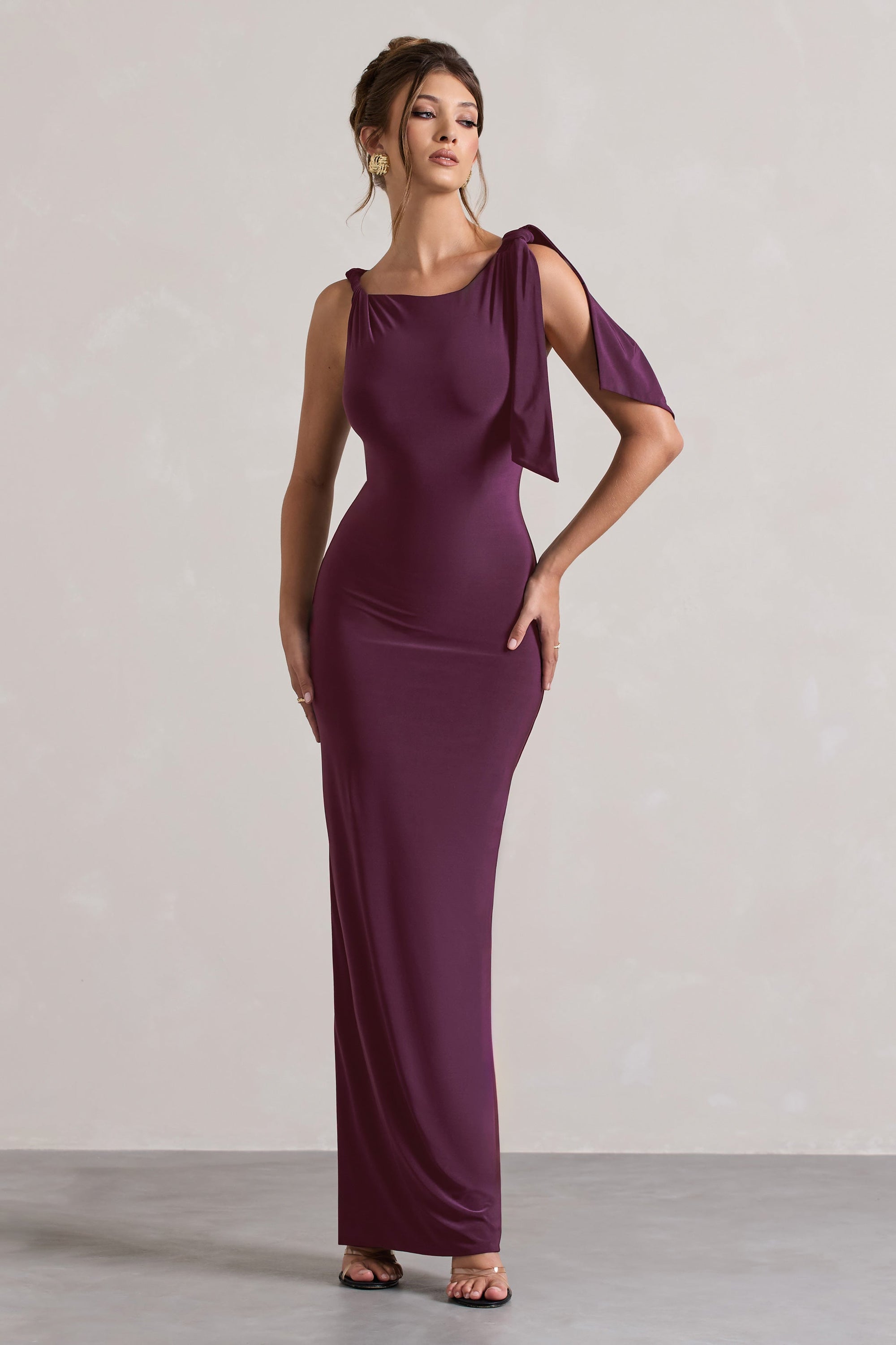 Kacey | Pflaumenfarbenes Maxikleid mit gedrehtem Knoten