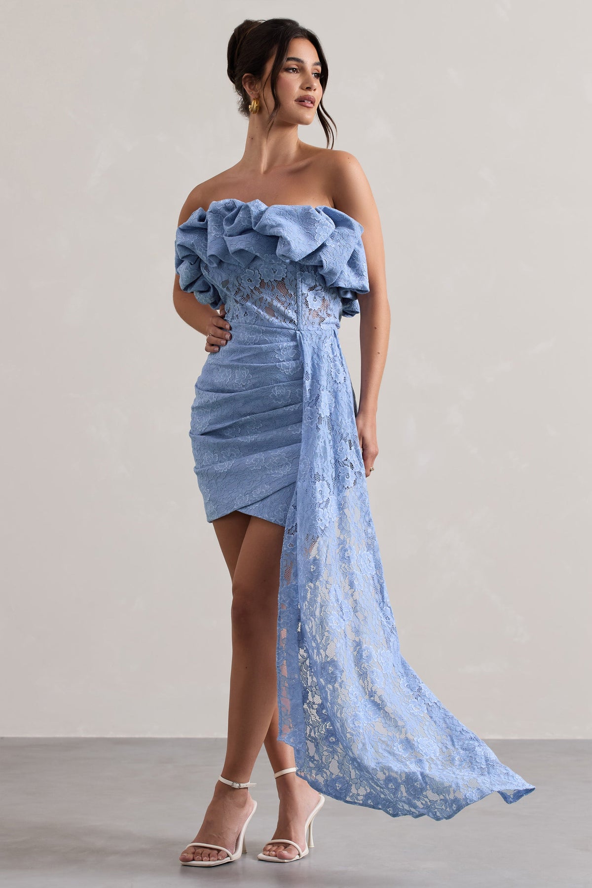 Neptune | Blaues Spitzen-Minikleid mit Rüschen und Drapierung