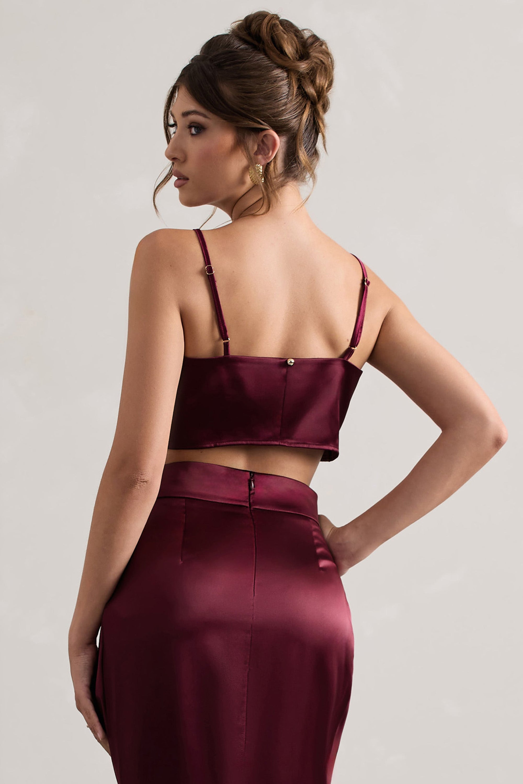 Fawn | Pflaumenfarbener Satin-Cami-Crop-Top
