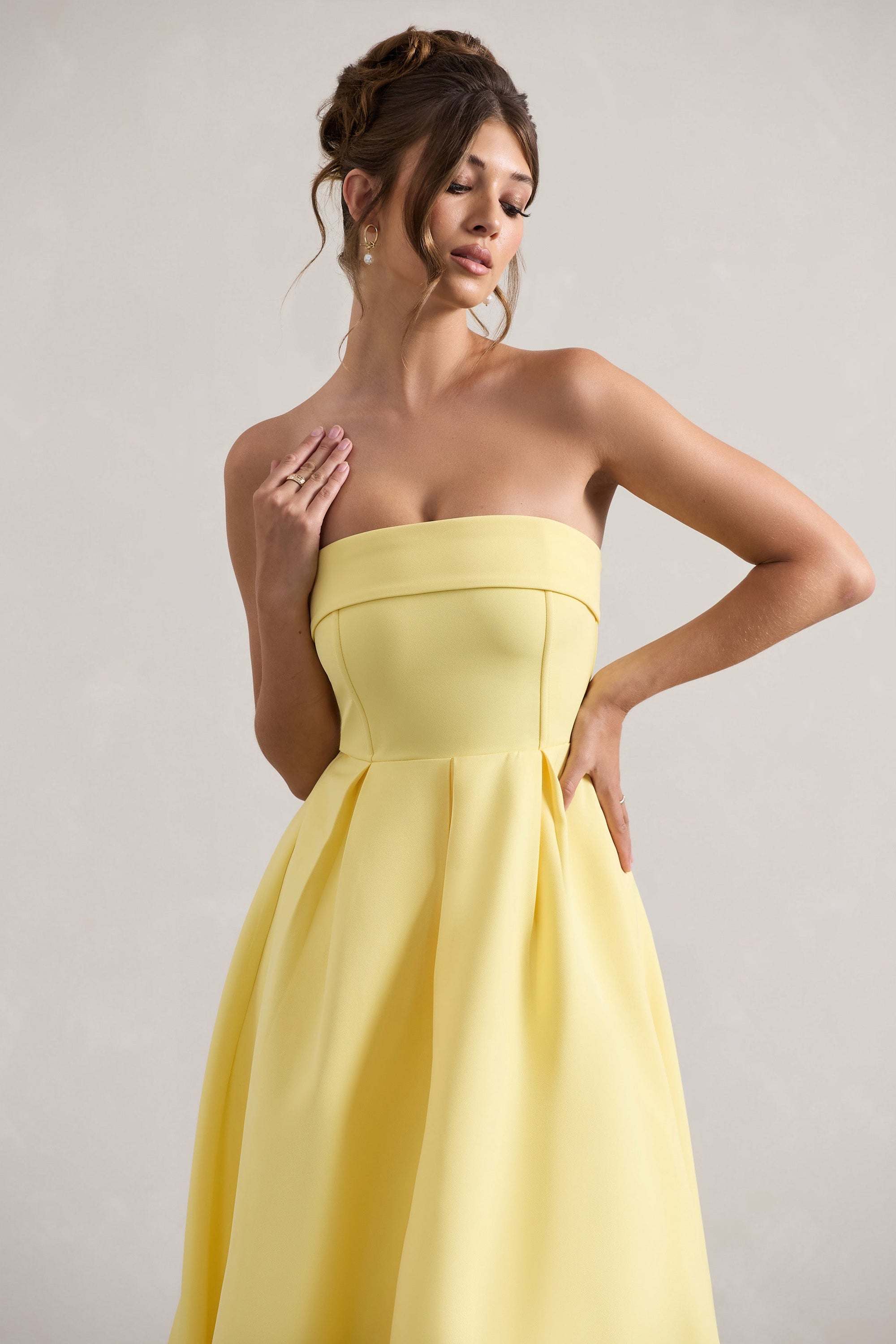 Annalise | Zitronengelbes Bandeau-Skater-Midikleid
