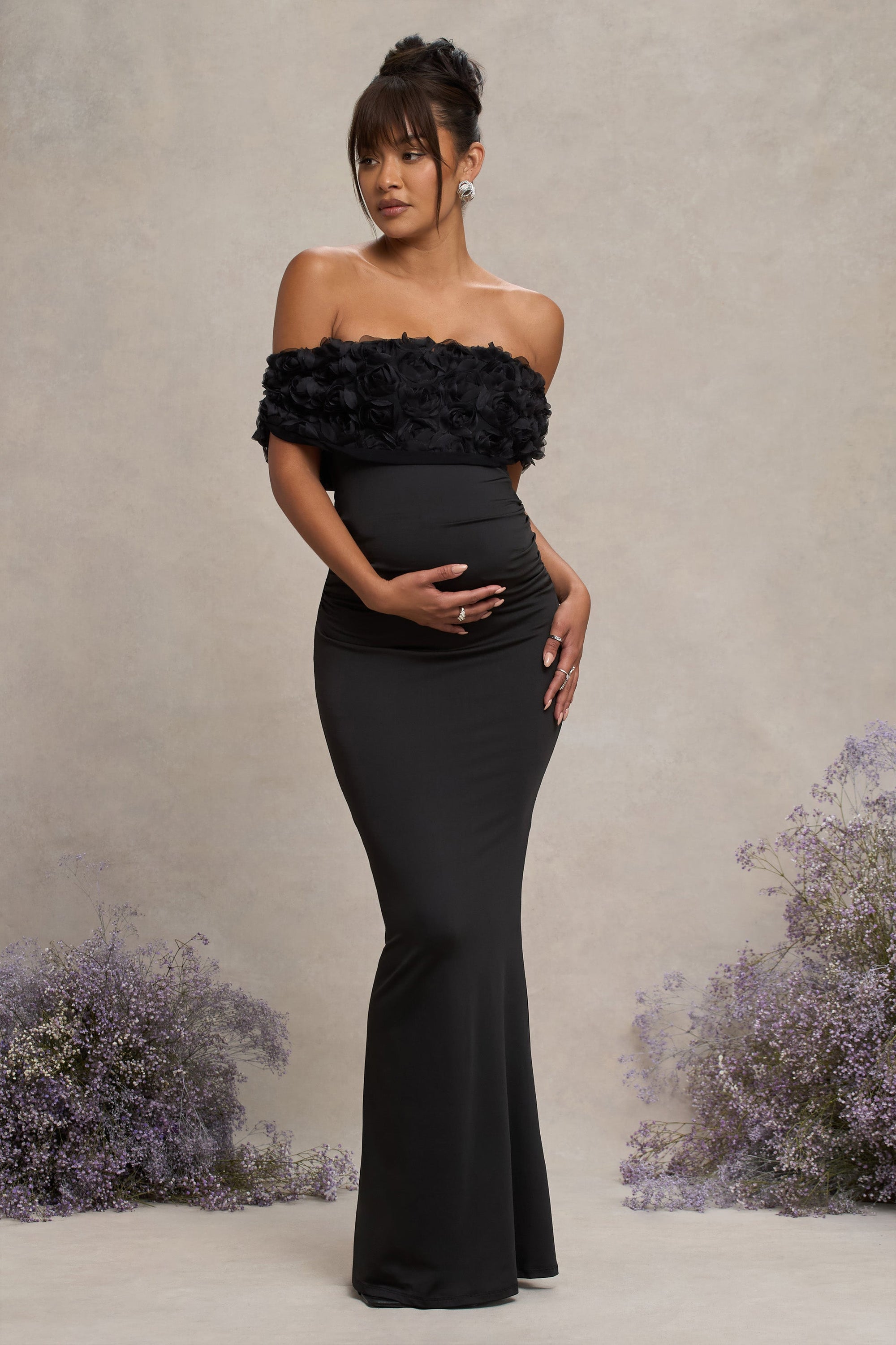 Inflorescence | Schwarzes Maxikleid mit Blumenmuster im Bardot-Stil aus Netzstoff für Umstandsmode
