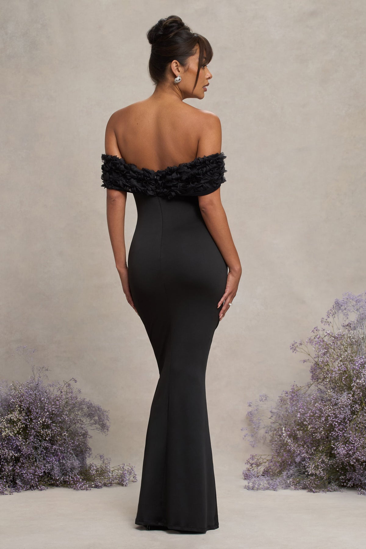 Inflorescence | Schwarzes Maxikleid mit Blumenmuster im Bardot-Stil aus Netzstoff für Umstandsmode