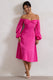 Santino | Rosa Midikleid mit gedrehtem Bardot-Ausschnitt und Puffärmeln