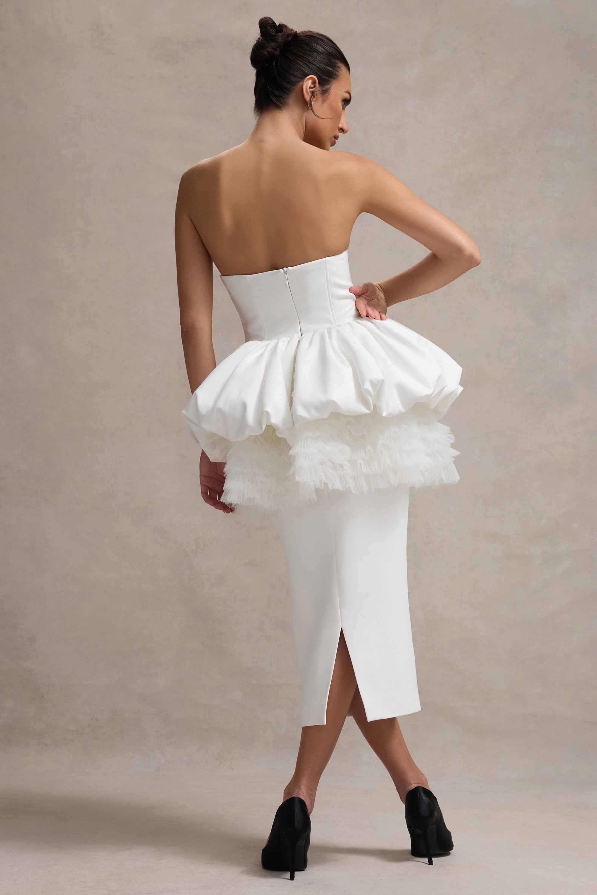 Jones | Weißes schulterfreies Midikleid mit Tüll-Peplum-Taille