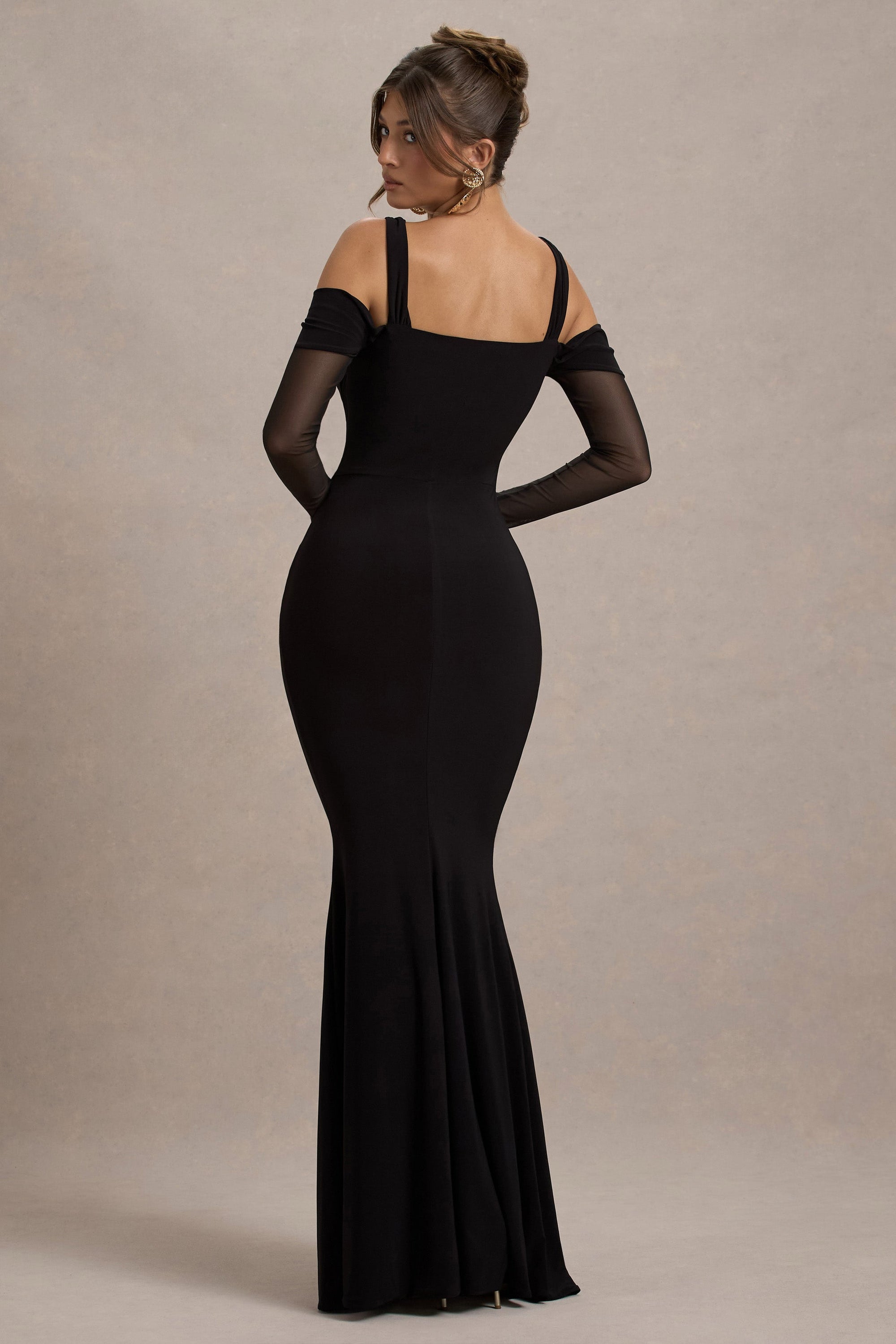 Milana | Schwarzes Bodycon-Midikleid mit transparenten Ärmeln