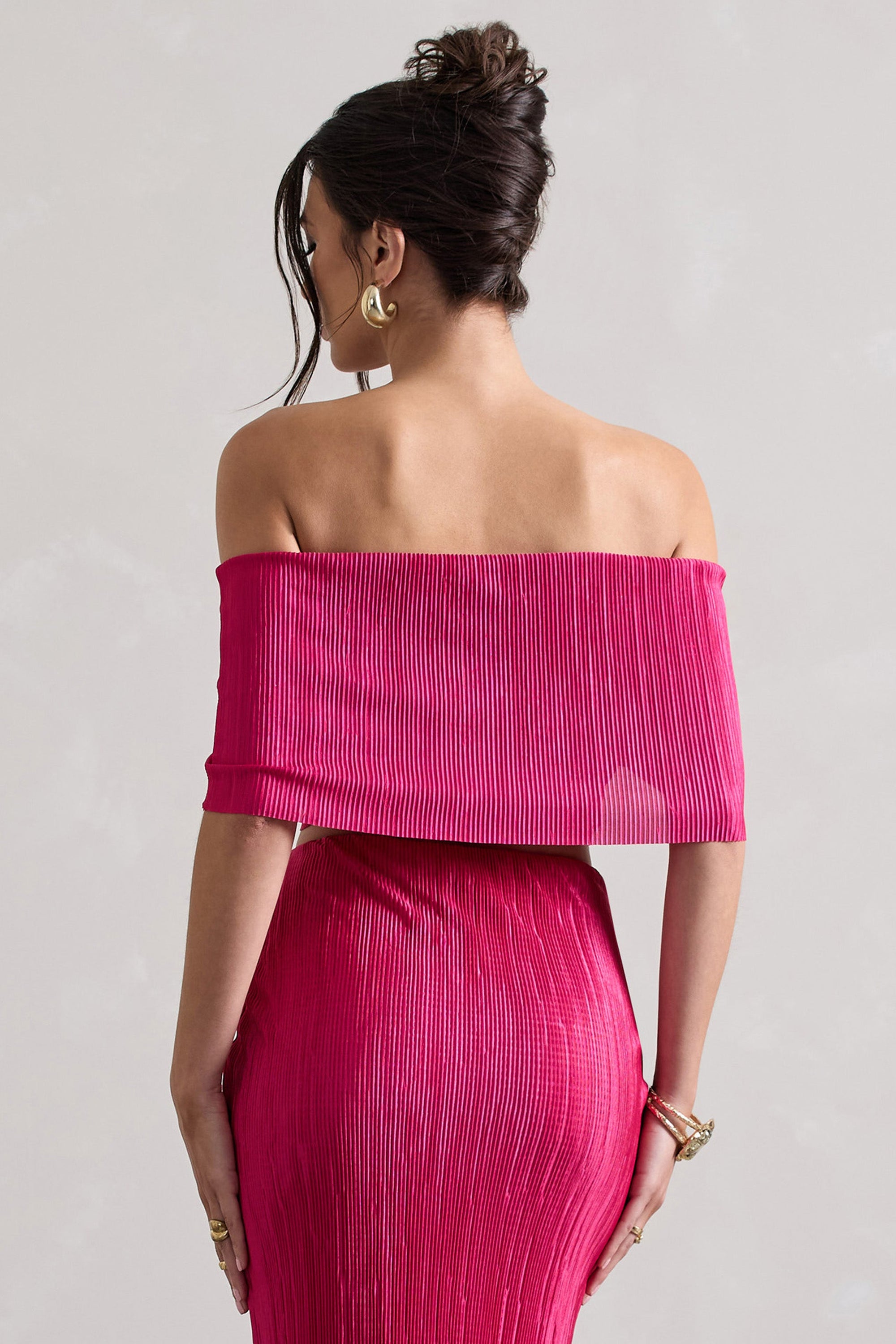 Seara | Rosa Plissee Crop-Top mit gedrehtem Bardot-Ausschnitt