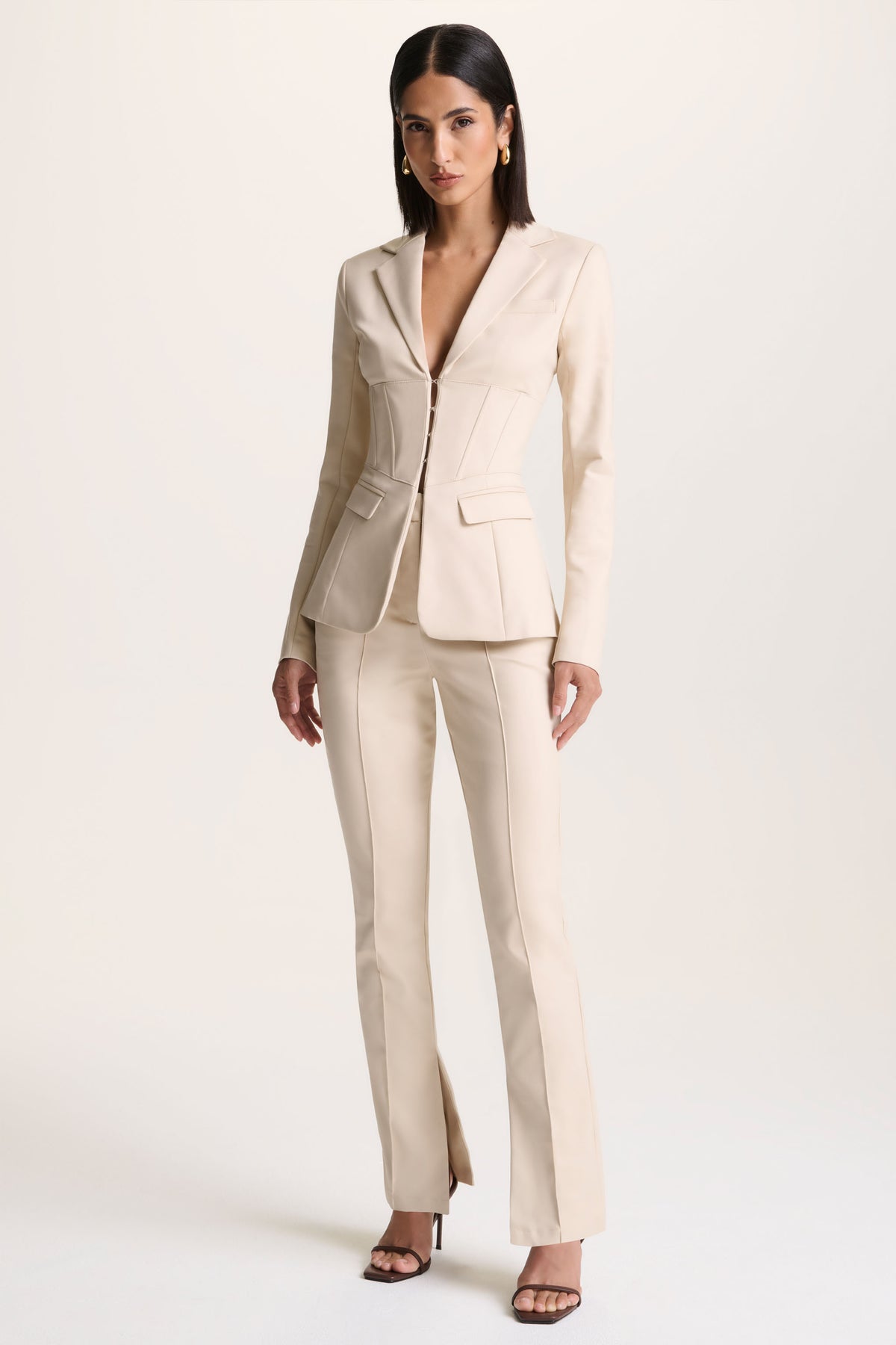 uploaded_image_1_r7ngt