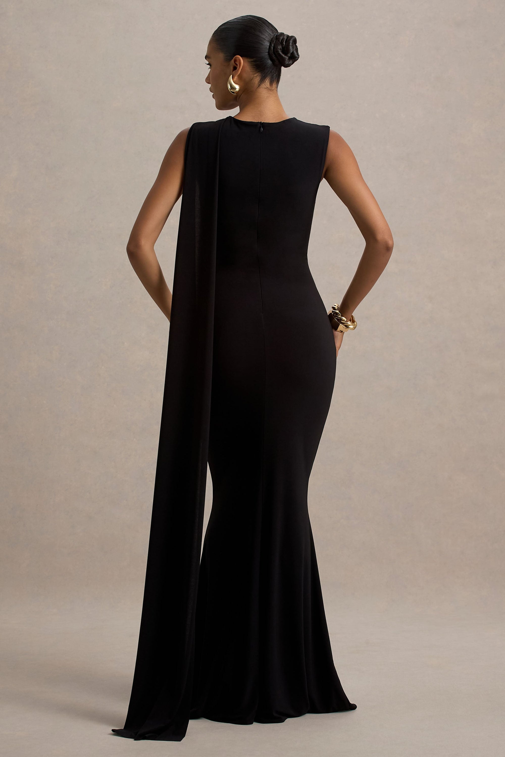 Mia | Schwarzes Maxikleid mit Bindegürtel