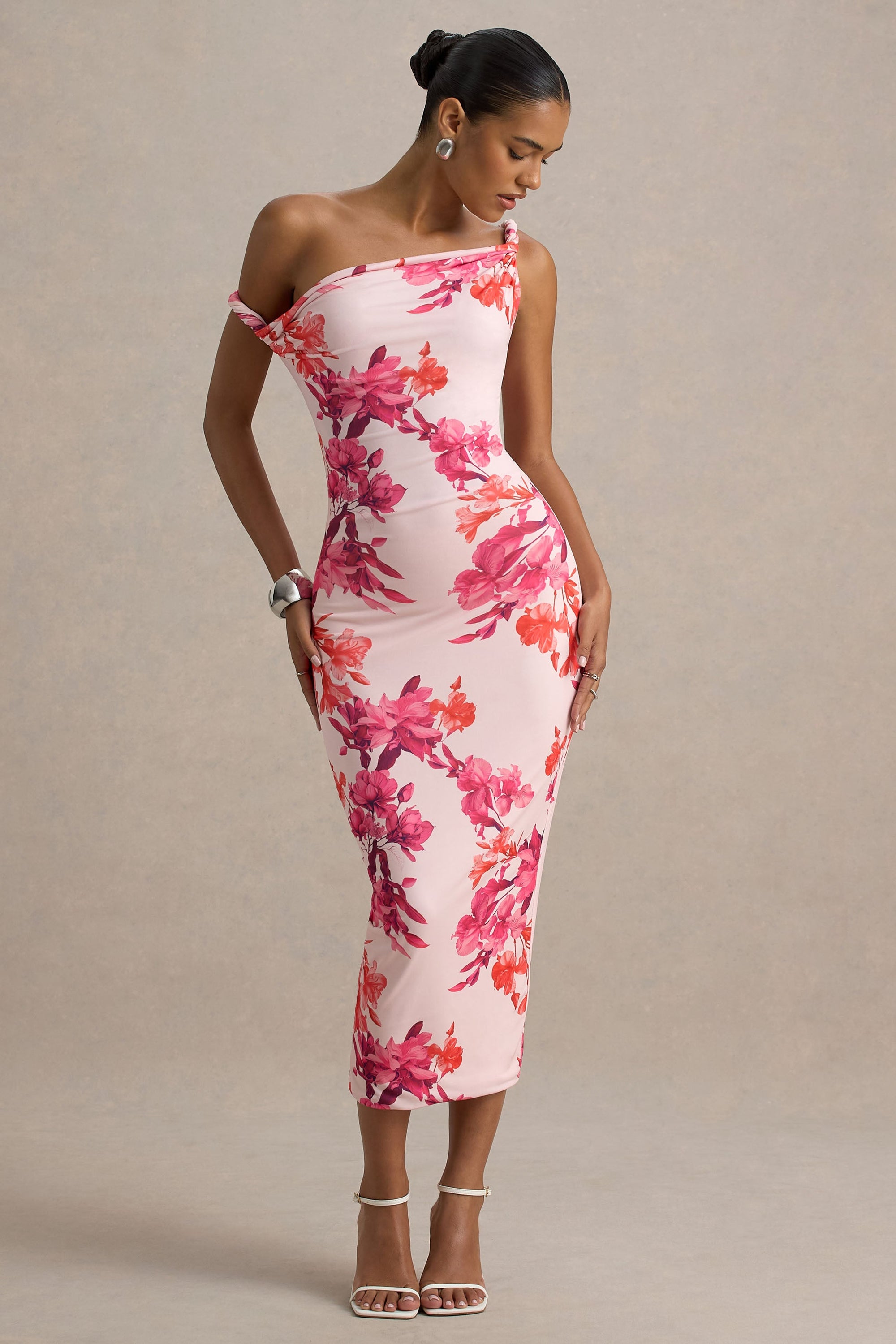 Tatian | Rosa und orangefarbenes Midikleid mit asymmetrischem Twist-Design und Blumenmuster