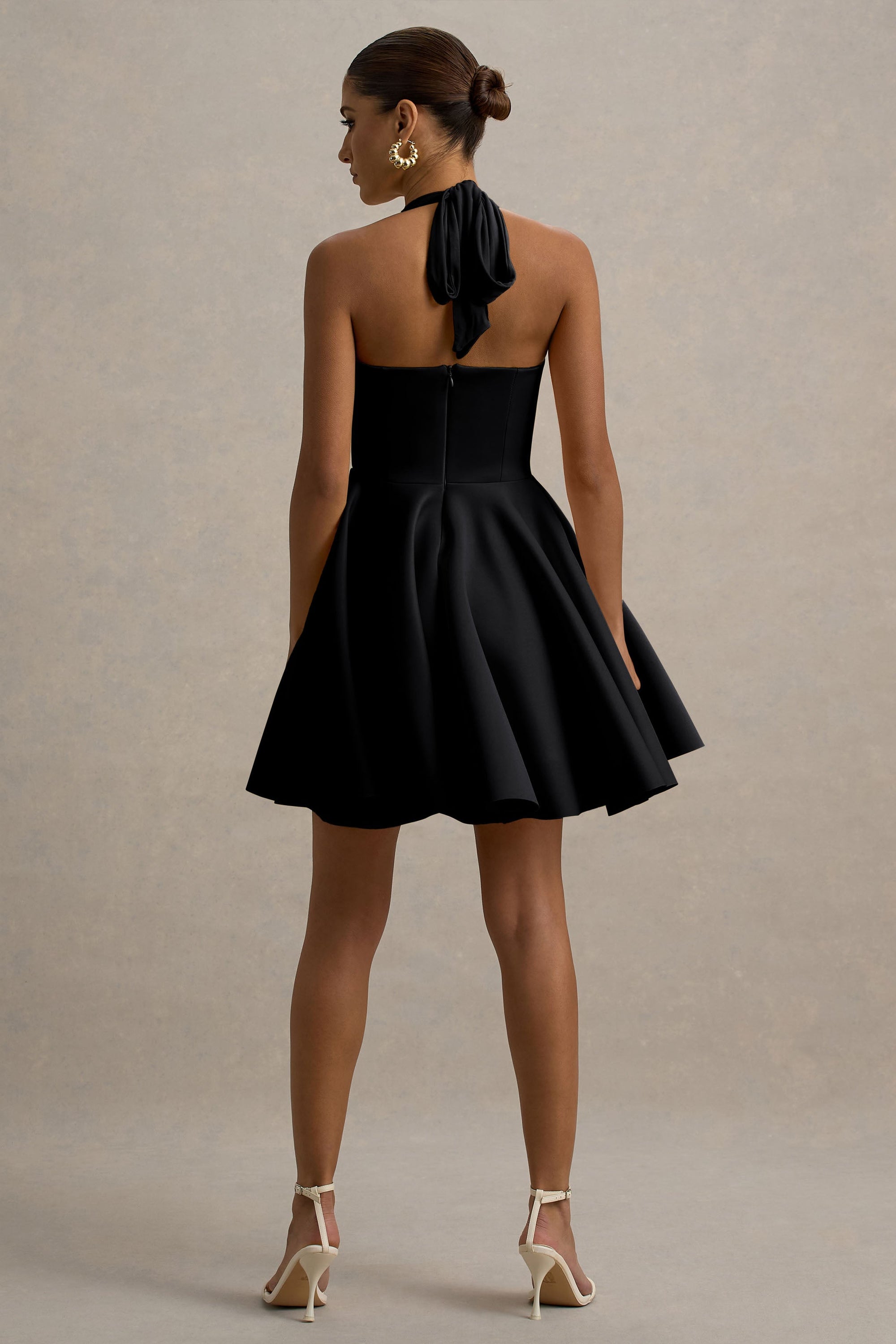 Peggy | Schwarzes Skater-Minikleid mit Halterneck