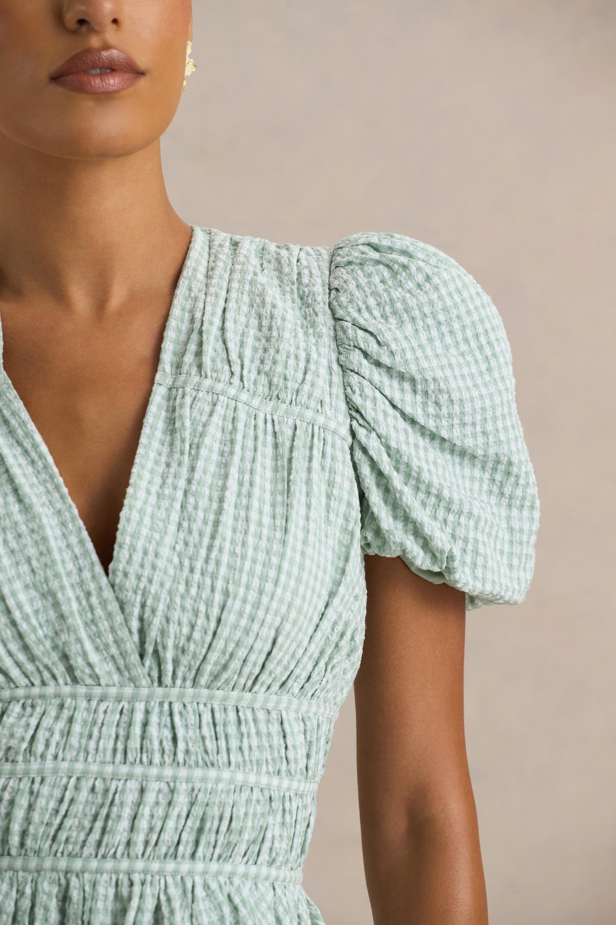 uploaded_image_4_24674