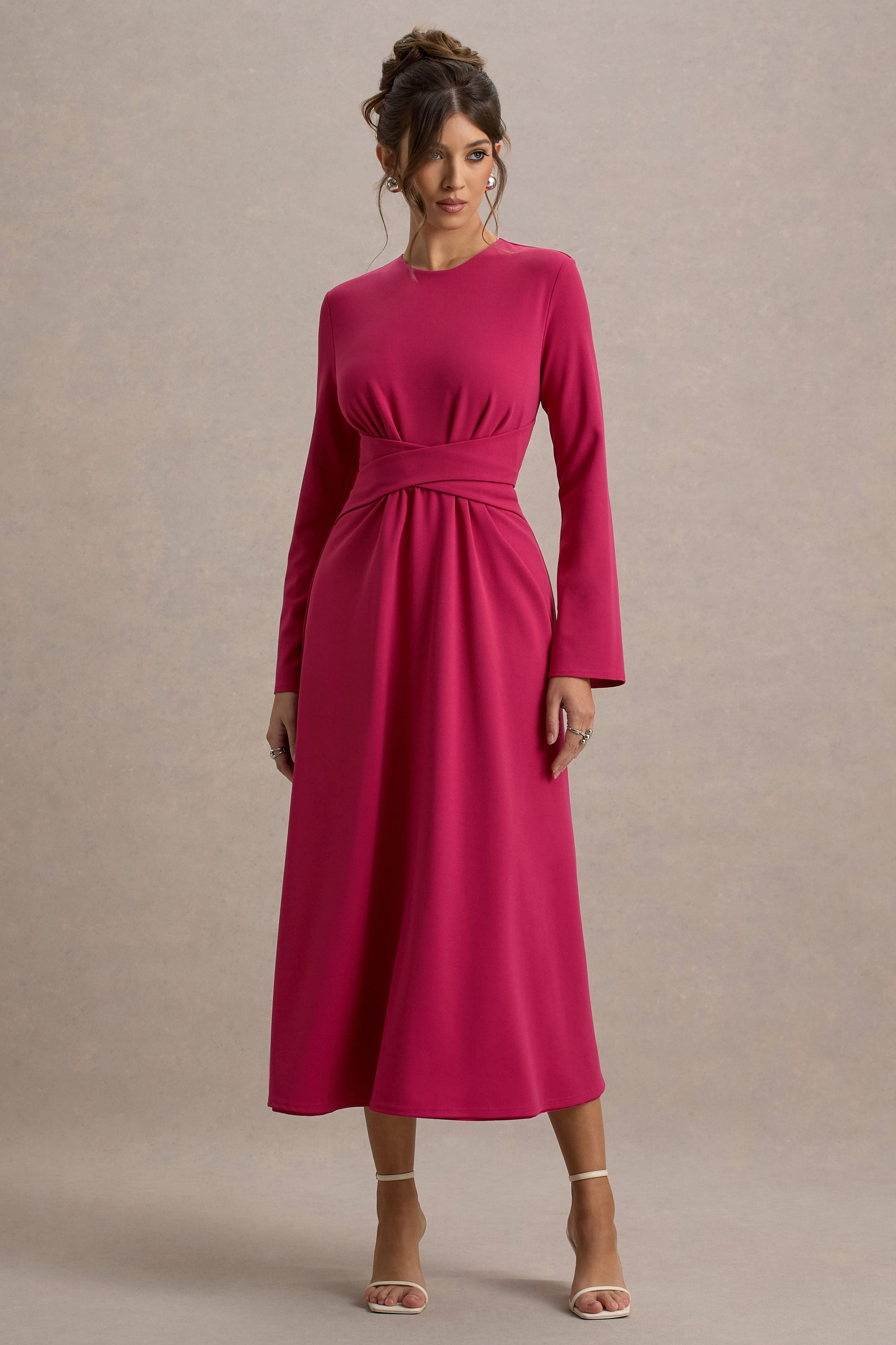 Cassiopeia | Hot-Pinkfarbenes Midikleid mit langen Ärmeln und überkreuztem Taillendetail