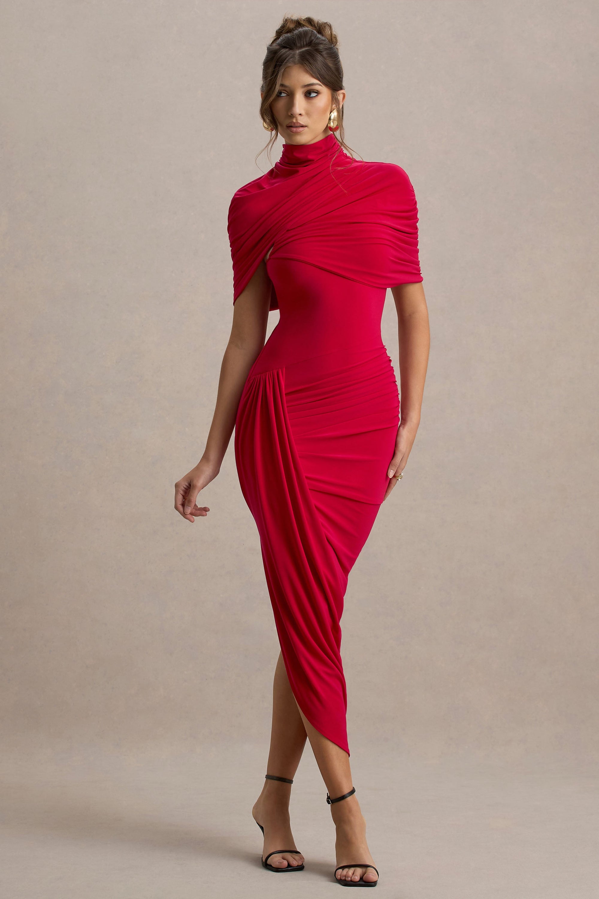 Enchant | Rotes Midikleid mit asymmetrischem Twist und Cape