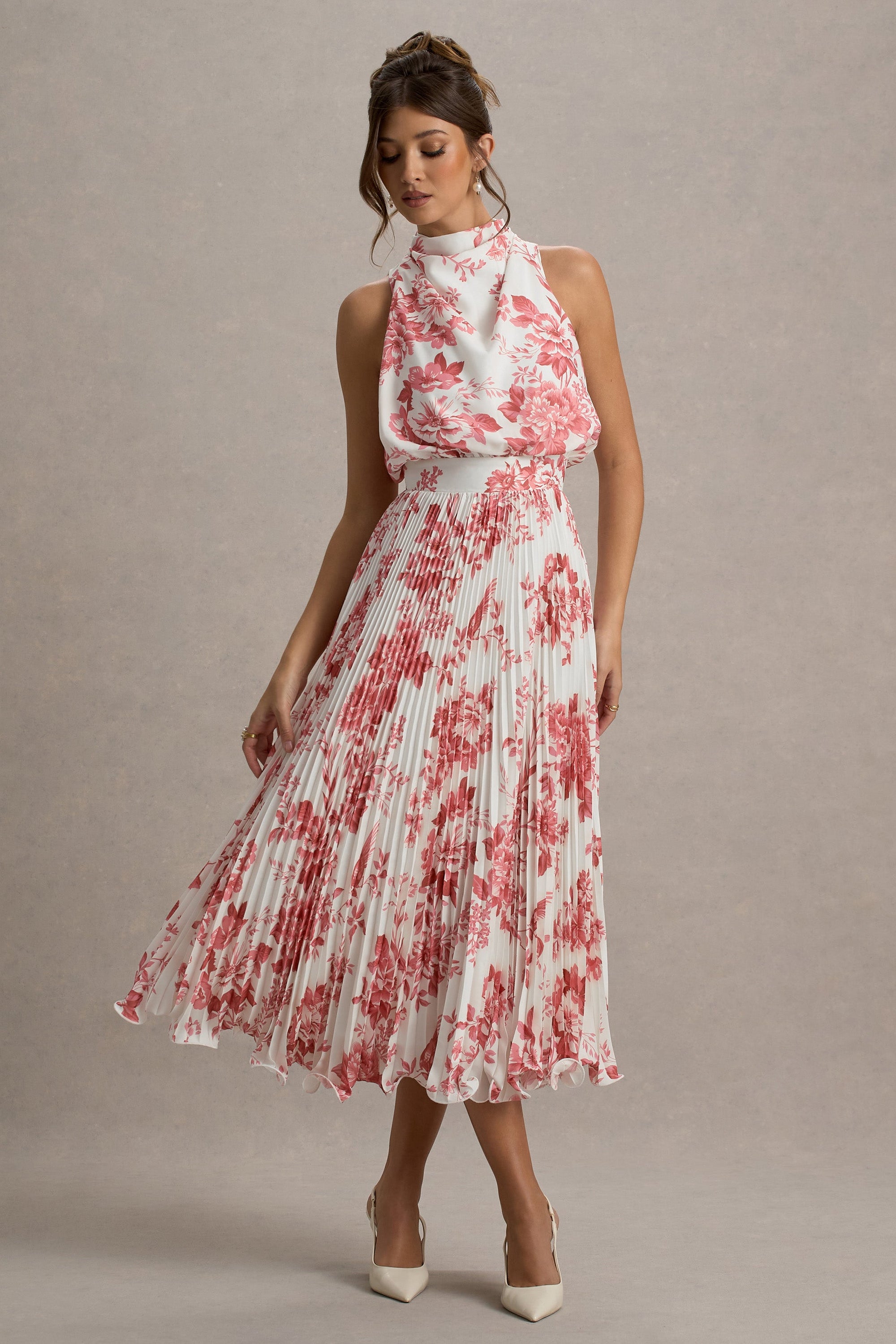 Nila | Rosa Midikleid mit Porzellanprint, Wasserfallausschnitt und plissiertem Rock